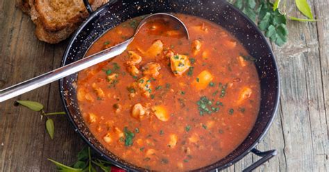Easy Homemade Italian Fish Soup .